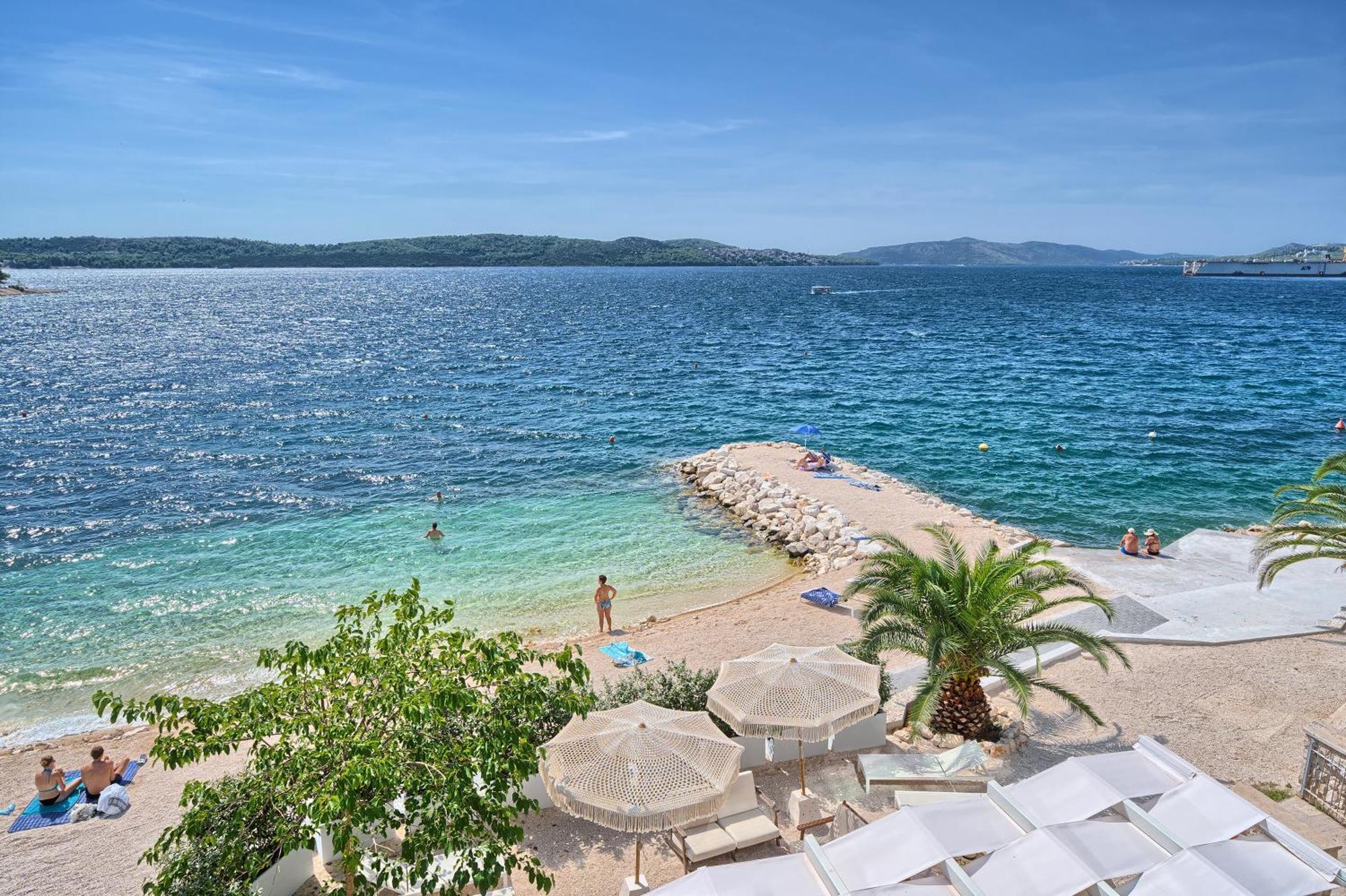 Livingstone Beach House Traù Esterno foto