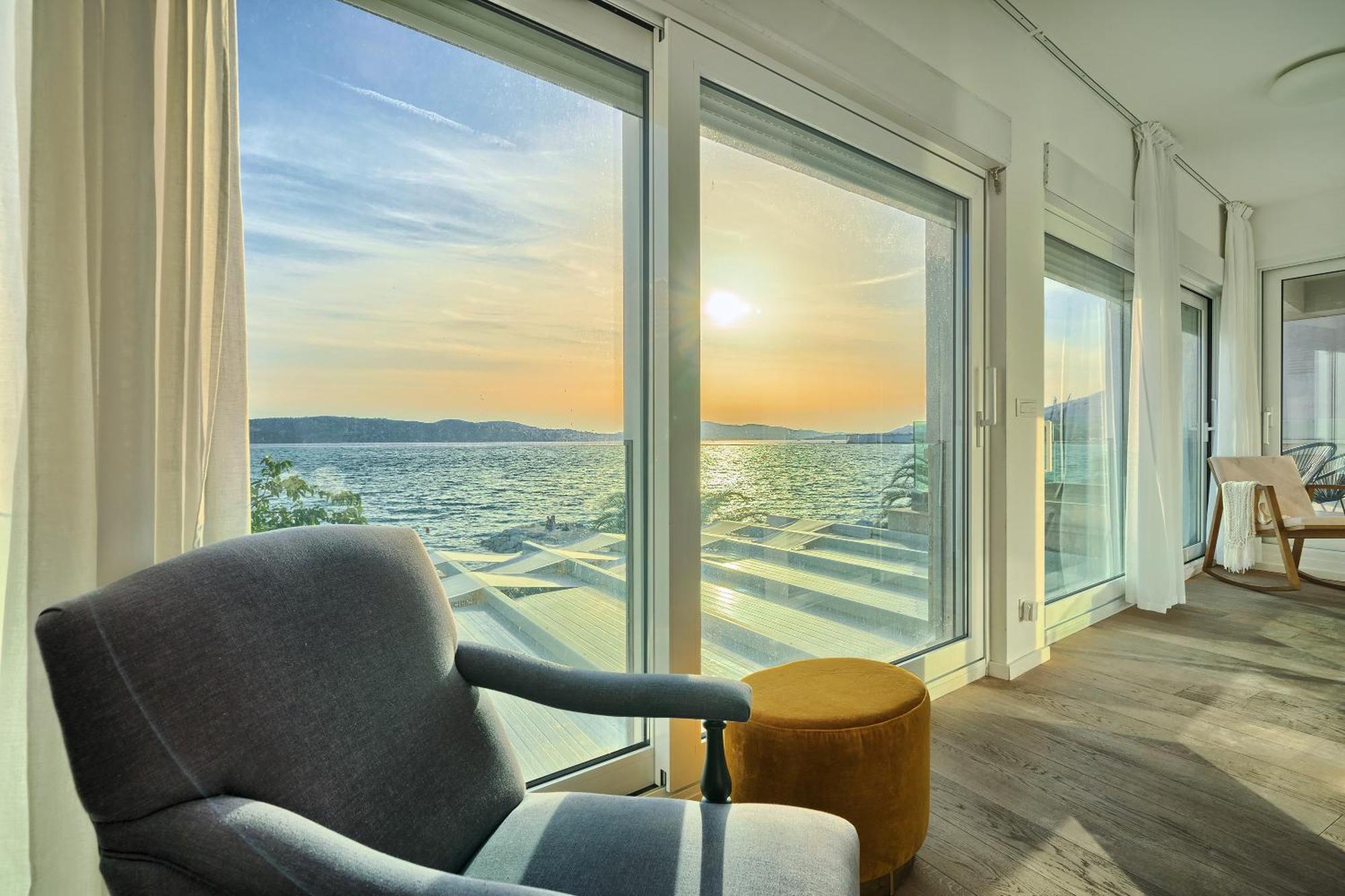 Livingstone Beach House Traù Esterno foto