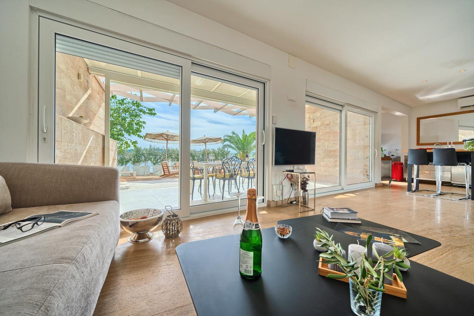 Livingstone Beach House Traù Esterno foto