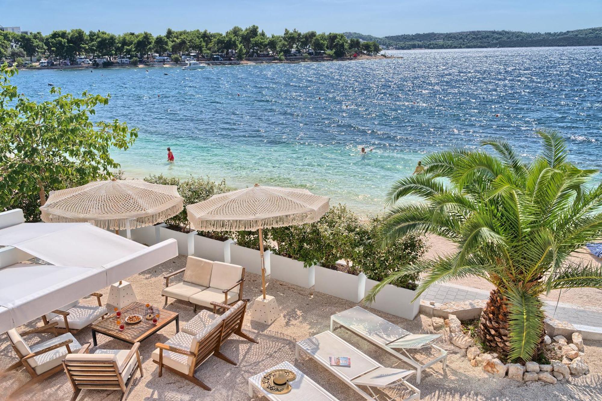 Livingstone Beach House Traù Esterno foto